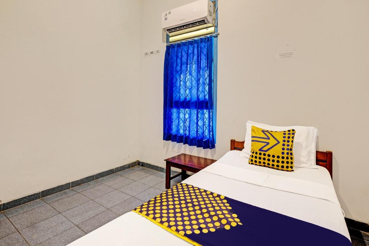 Spot On 2275 Omah Jm Hotell Beran Kidul Exteriör bild